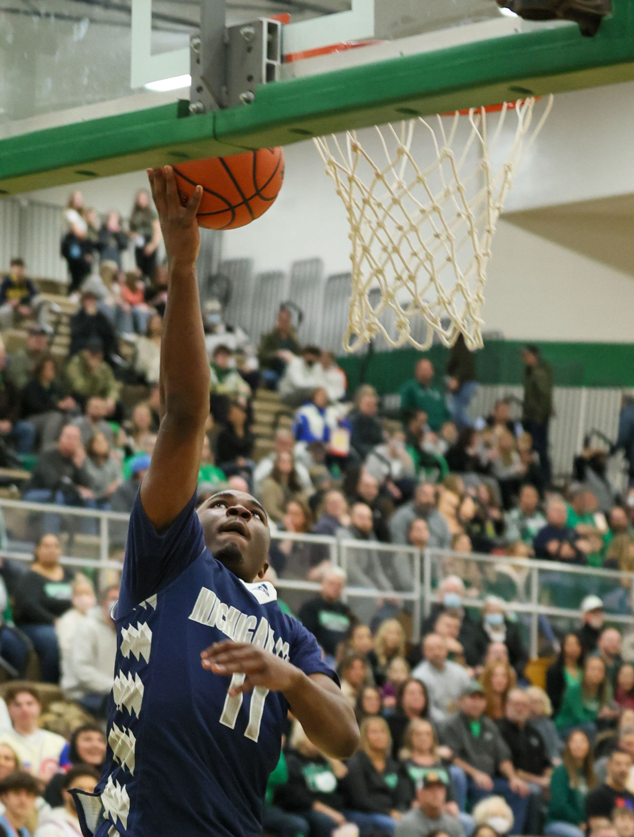Michigan City visits Valparaiso in DAC play